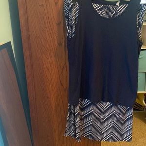 Chico’s size 3 navy blue tank and skirt